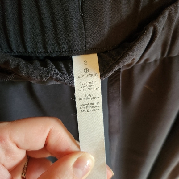 Lululemon black on the fly full length Pants - Picture 12 of 12